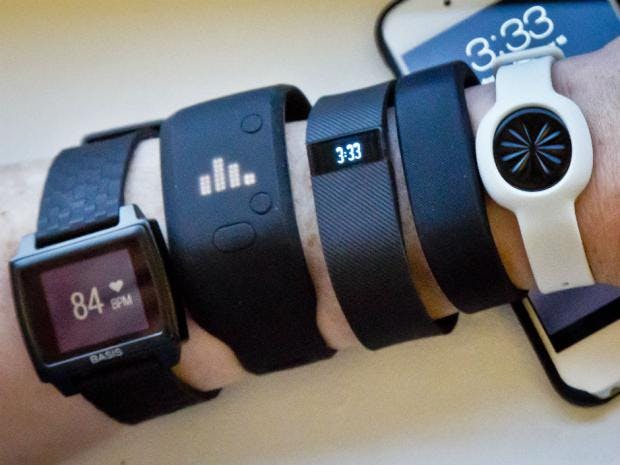 digital_life_gift_guide_fitness_trackers