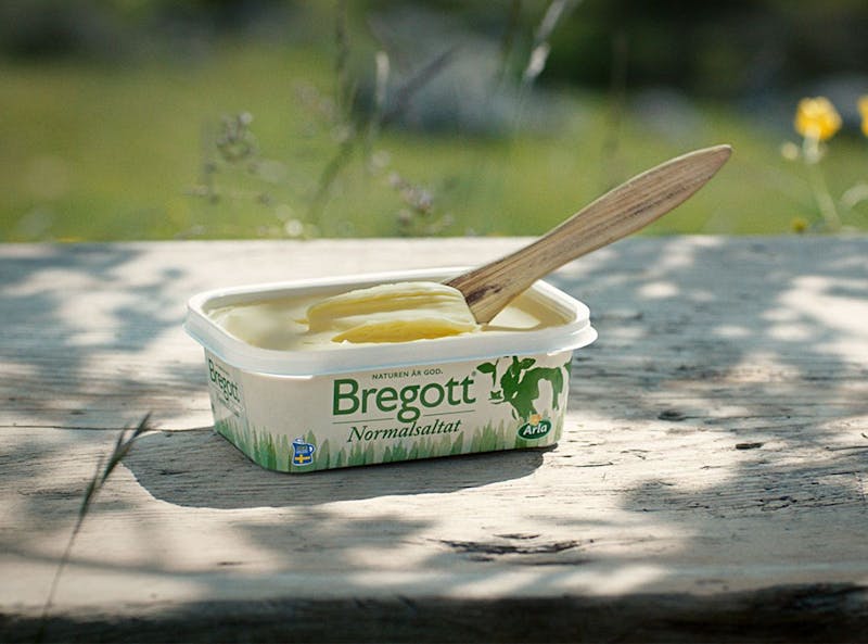 bregott-forpackning-bord-1350×1000