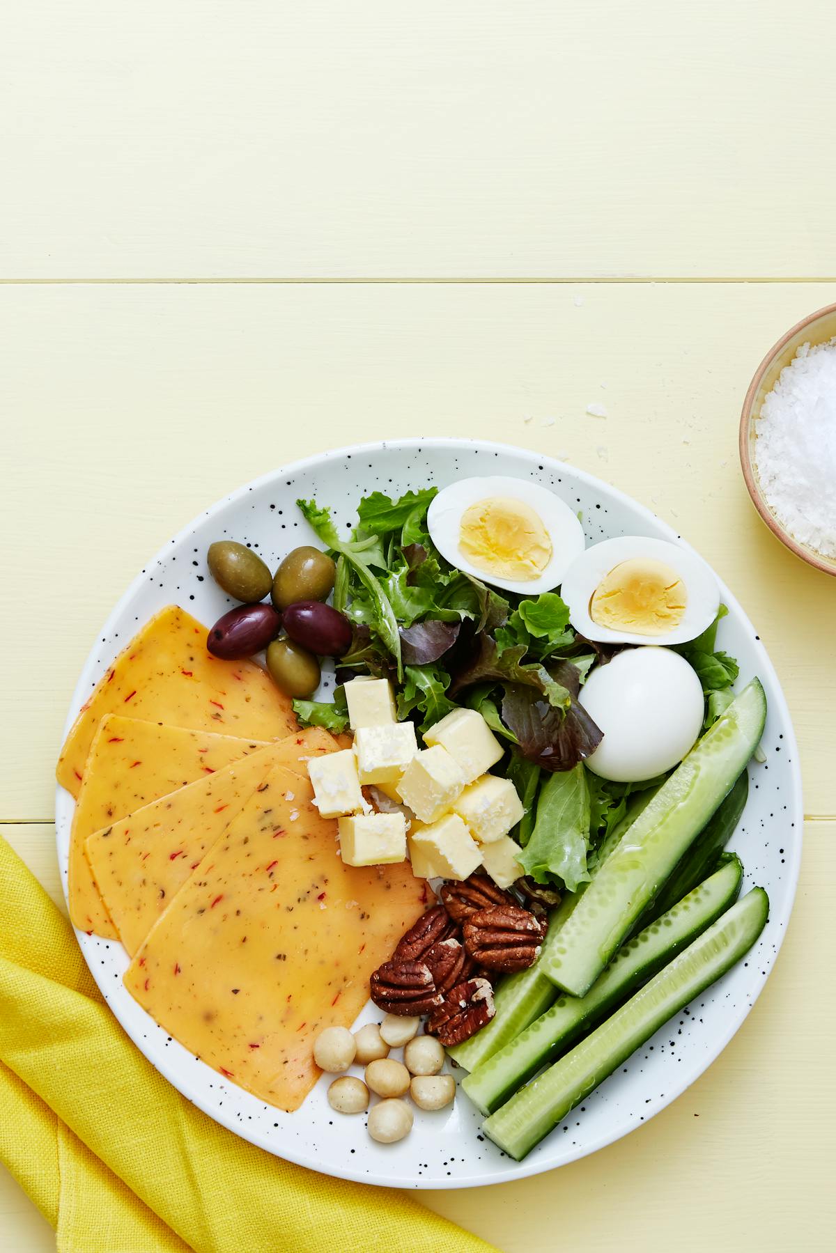 Plocktallrik med cheddar och nötter