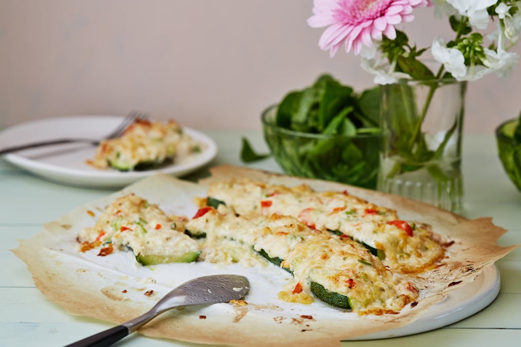 Zucchinimacka med gratinerad krabbröra