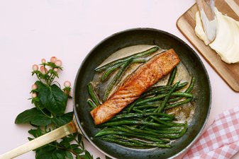 Smörstekt lax med haricots verts