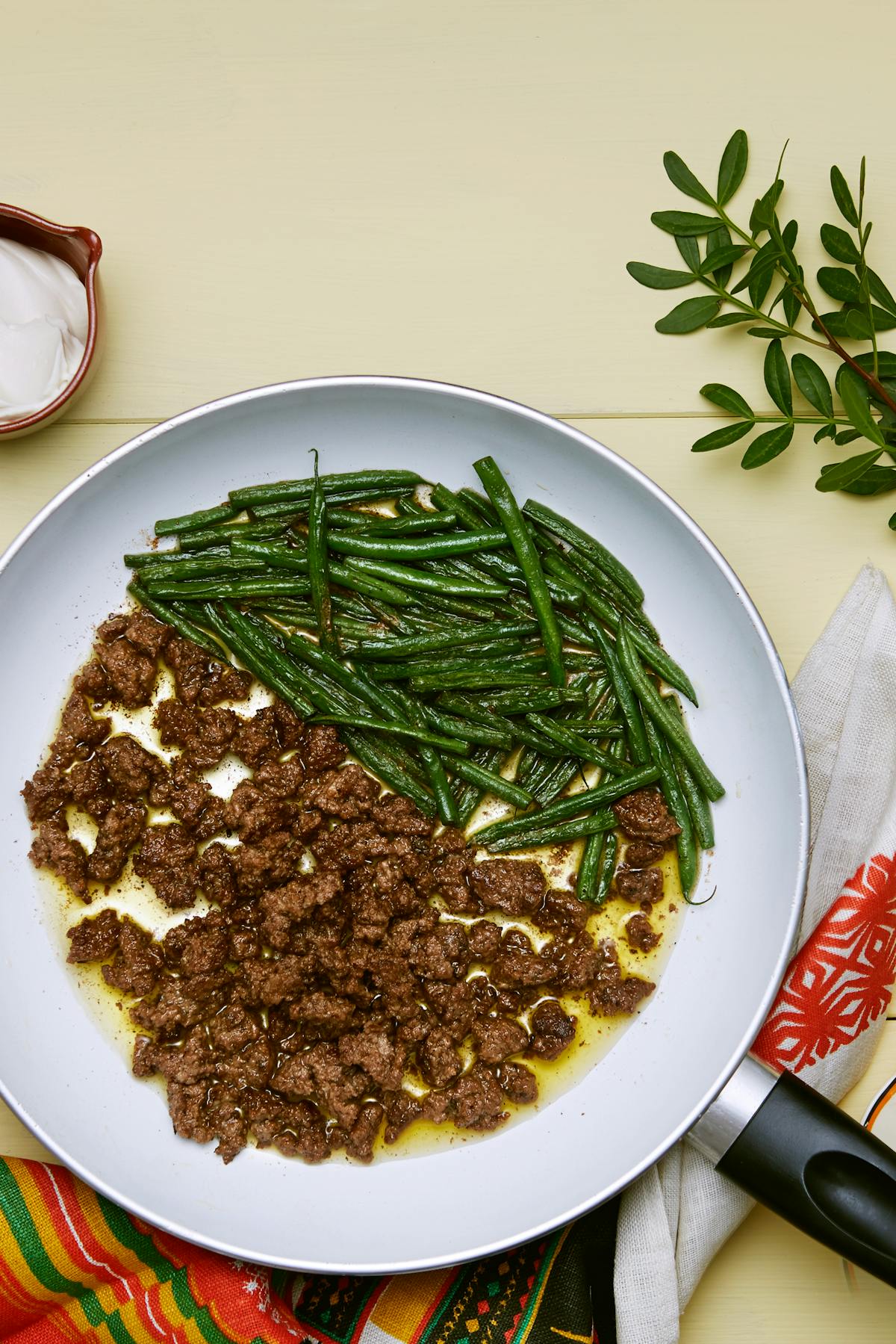 Nötfärs med smörstekta haricots verts