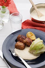 Stekta fiskbullar med citronbechamel