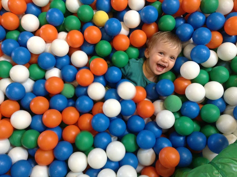ball-pool-3024901_1920