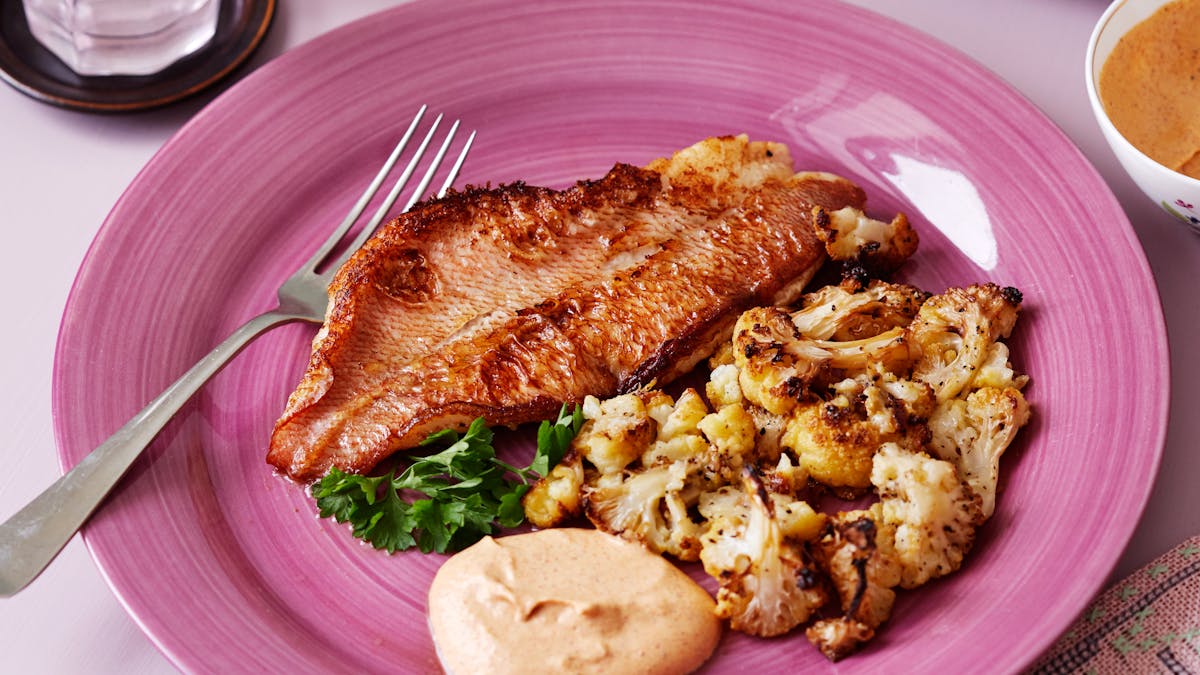 Smörstekt fisk med tandoorisås