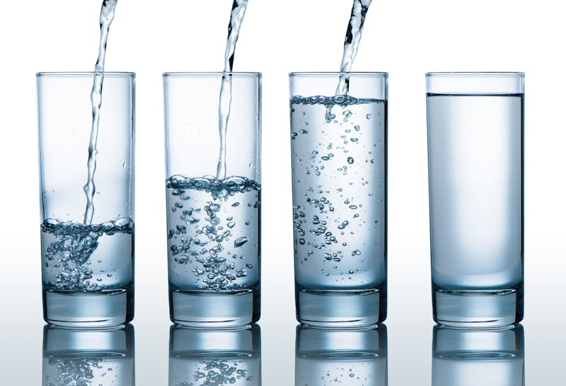 glasses with different level of water