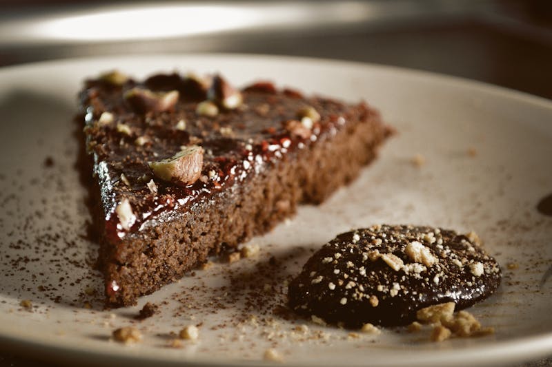 Very very soft brownies with cherry and hazelnut