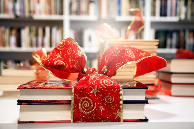 Book present