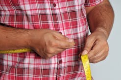 Läkare anser att fetma bör betraktas som riskfaktor för covid-19