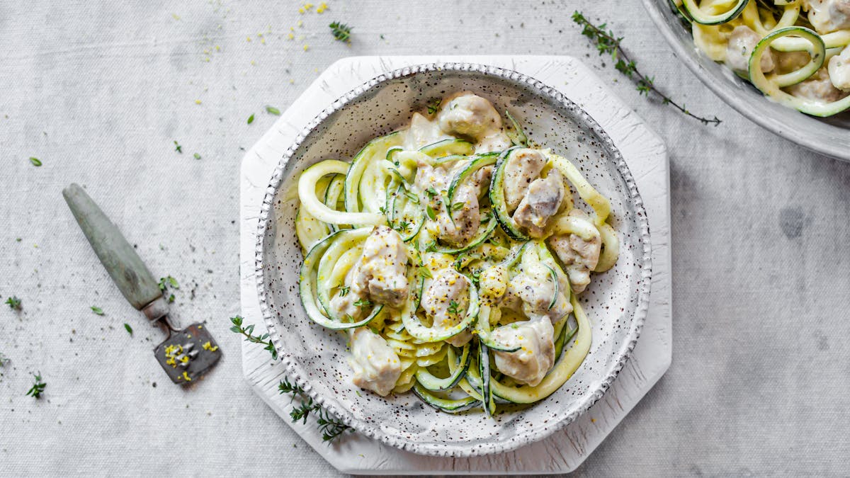 Zoodles al limone med kyckling