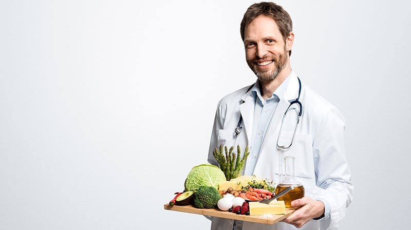 Diet Doctor i Expressen: Doktorns enkla metod – rasa fem kilo i februari