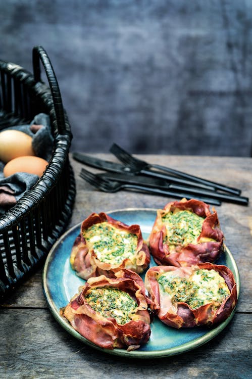 LCHF-minipajer med prosciutto
