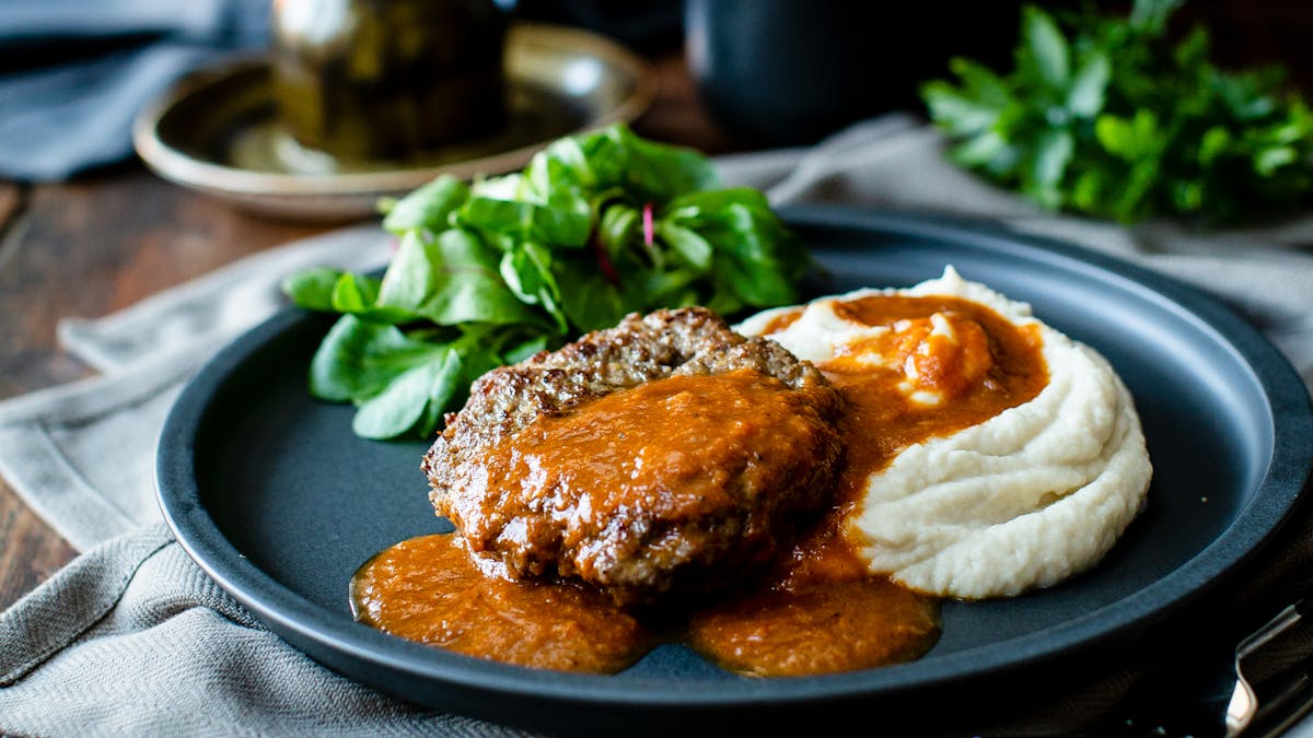 Köttfärsbiffar med blomkålsmos