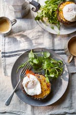 Gratinerad portabello med pocherat ägg