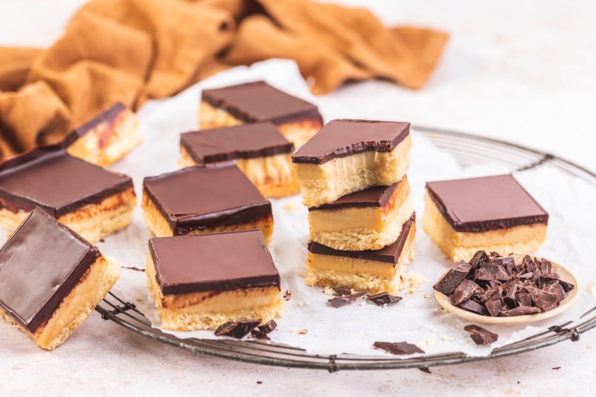 Sockerfria kola- och kokosrutor