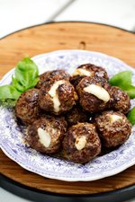 Mozzarellafyllda köttbullar