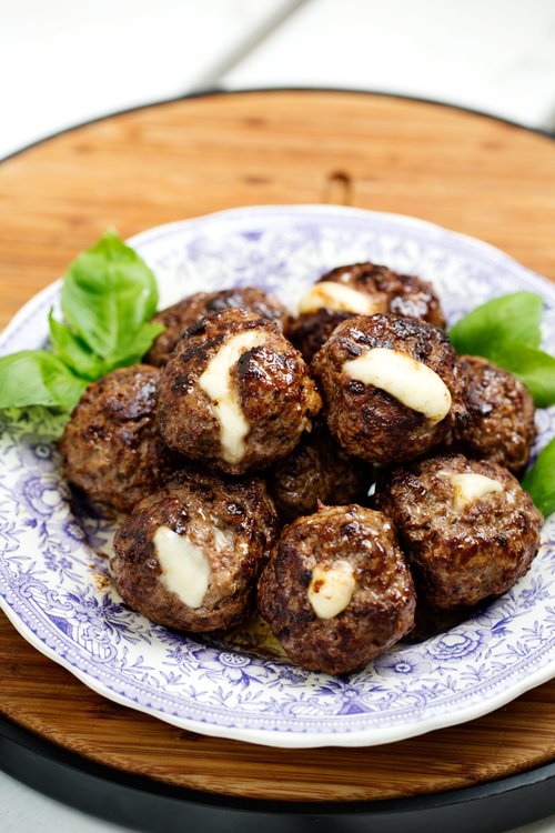 Mozzarellafyllda köttbullar