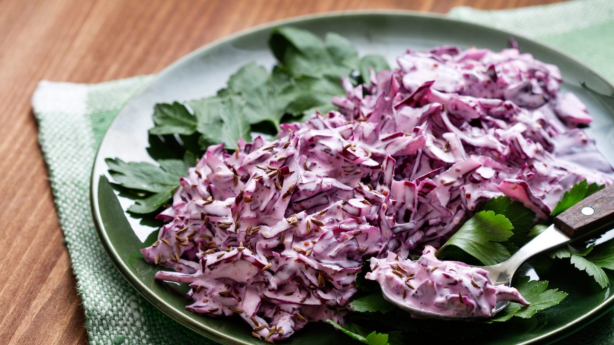 Coleslaw på rödkål