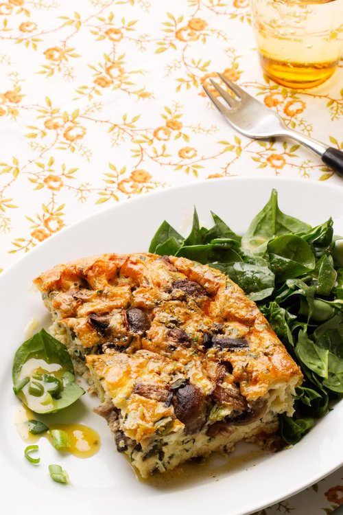 Vegetarisk frittata med svamp och ost