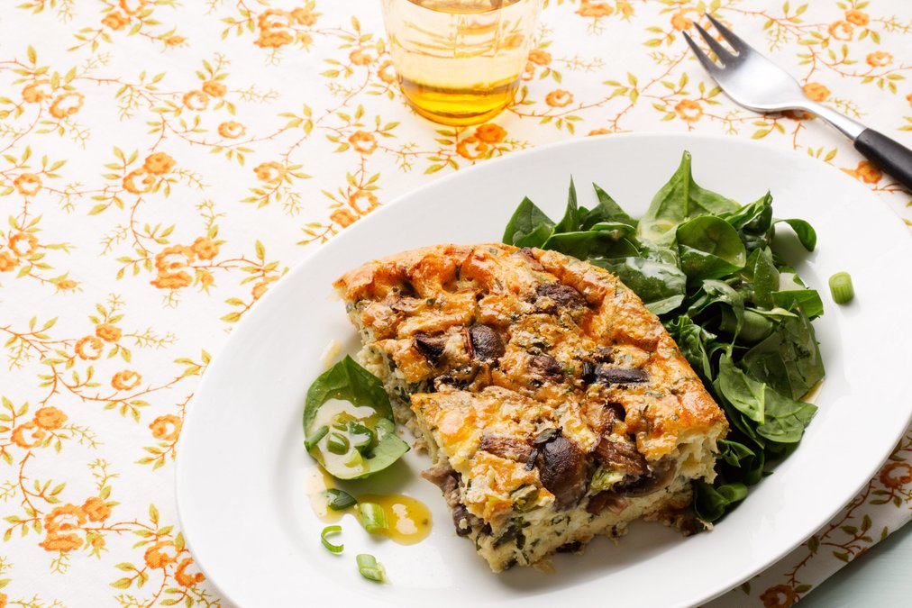 Vegetarisk frittata med svamp och ost