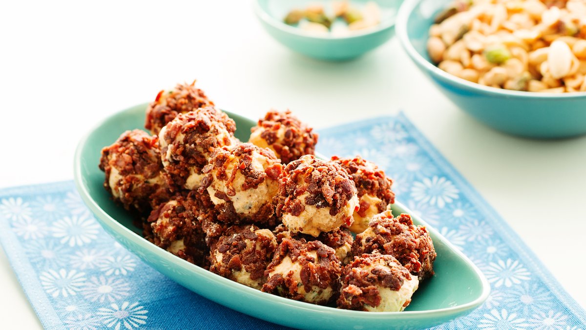 Cheddarbollar med baconsmul
