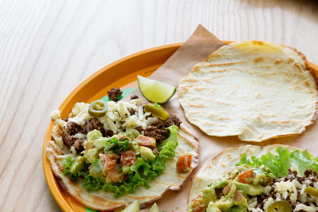 LCHF-tortilla med köttfärs och salsa