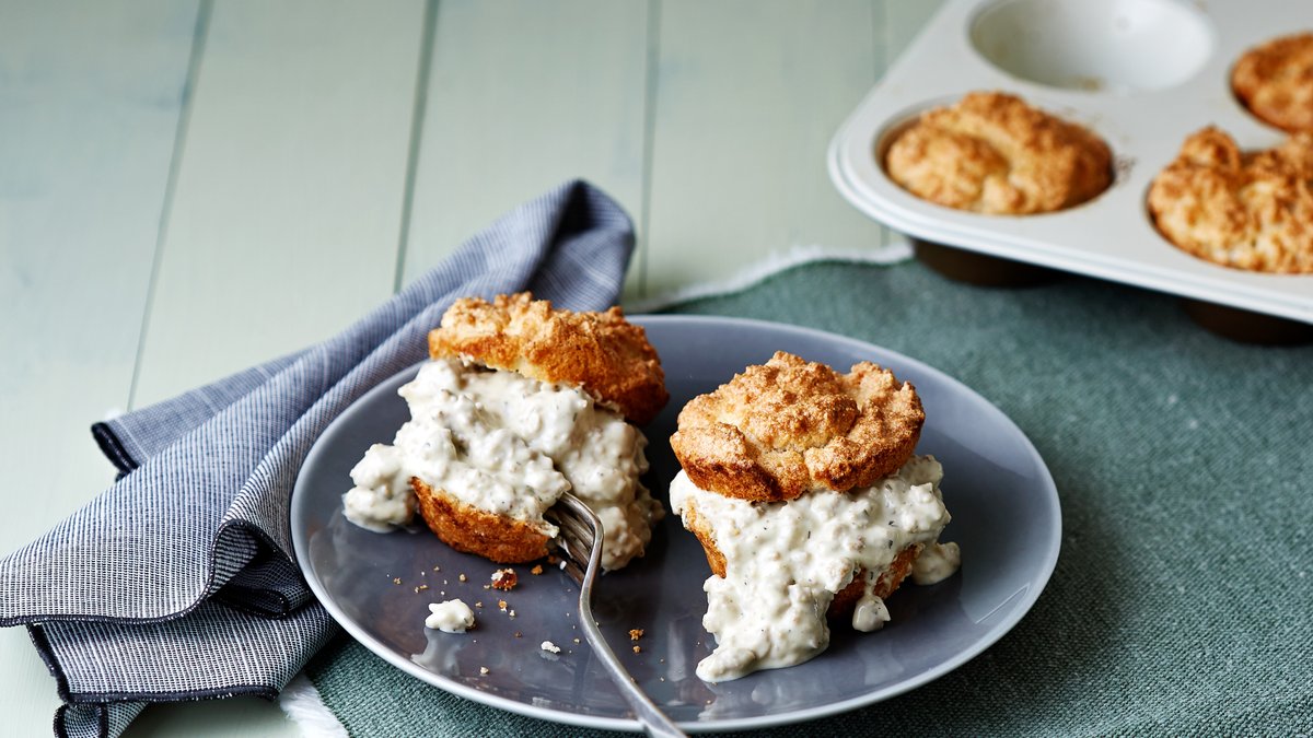 Scones med krämig köttfärsröra