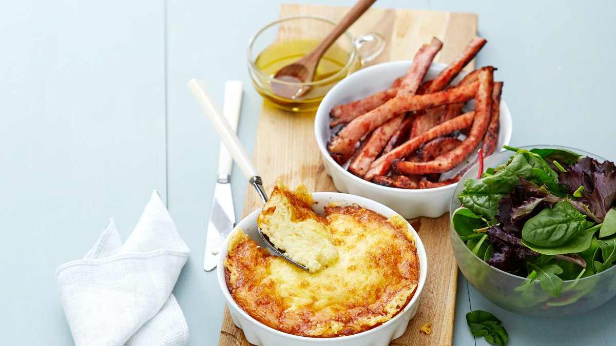 Ketopaj med ostbotten