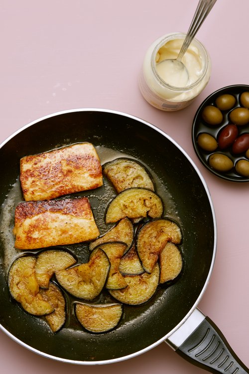 Stekt halloumi med aubergine