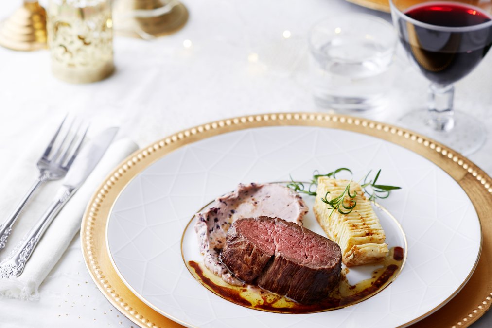 Chateaubriand med rödvinssmör och hasselbacksrotselleri