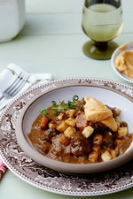 Viltgryta med paprikasmör