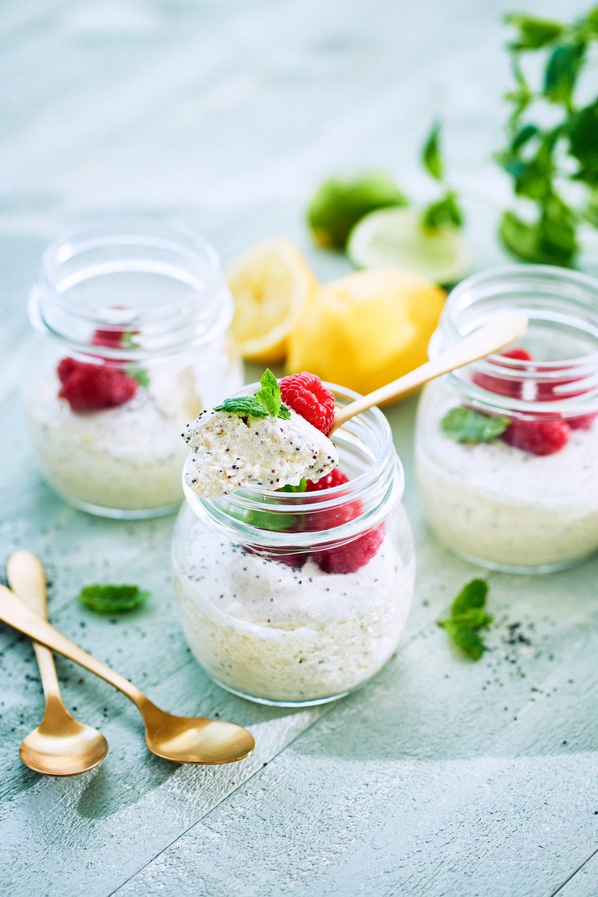 Mini-cheesecakes med vallmo och citrus