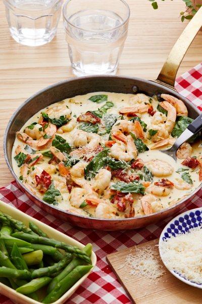 Italiensk räkpanna med spenat och parmesan<br />(Middag)
