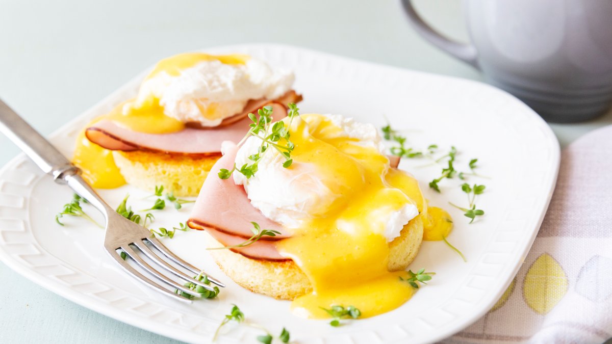 Ägg Benedict med muggbröd