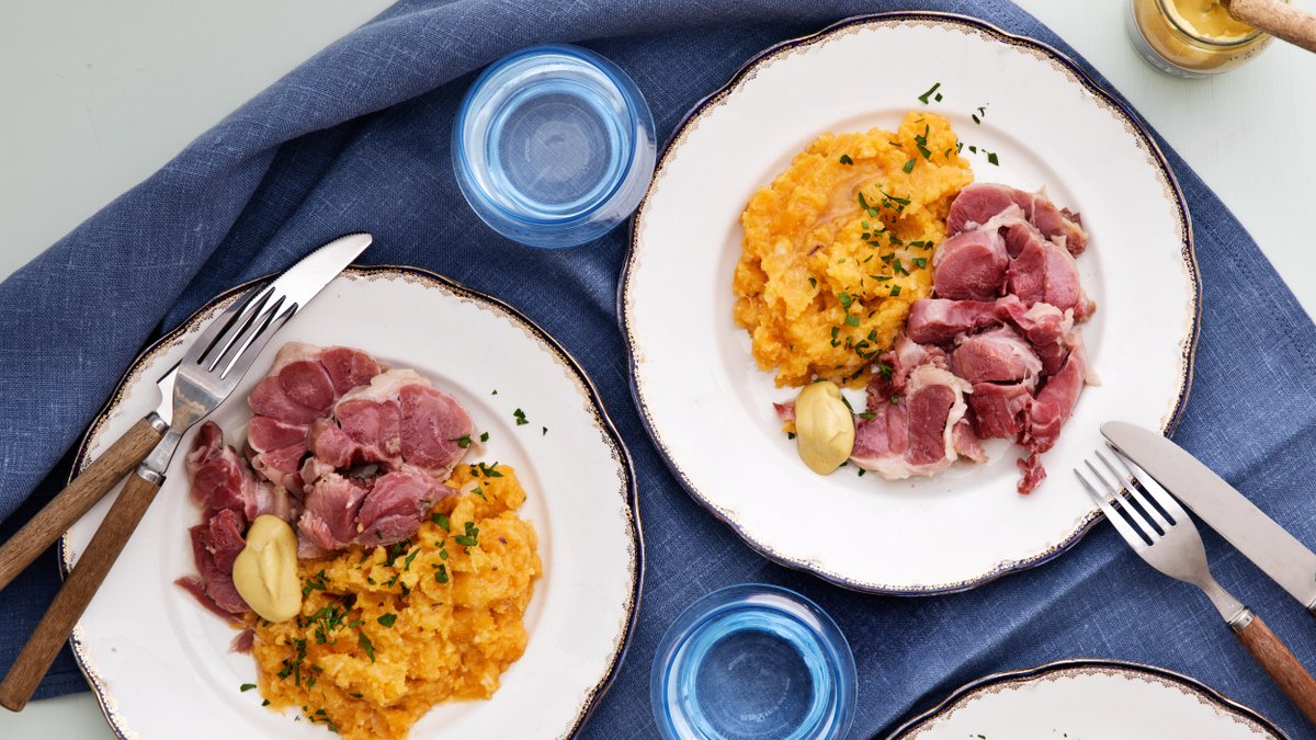 Fläsklägg med rotmos