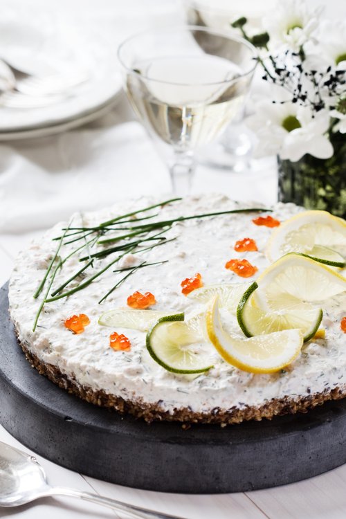 Räkcheesecake med fröbotten