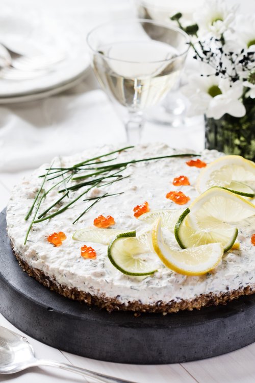 Räkcheesecake med fröbotten