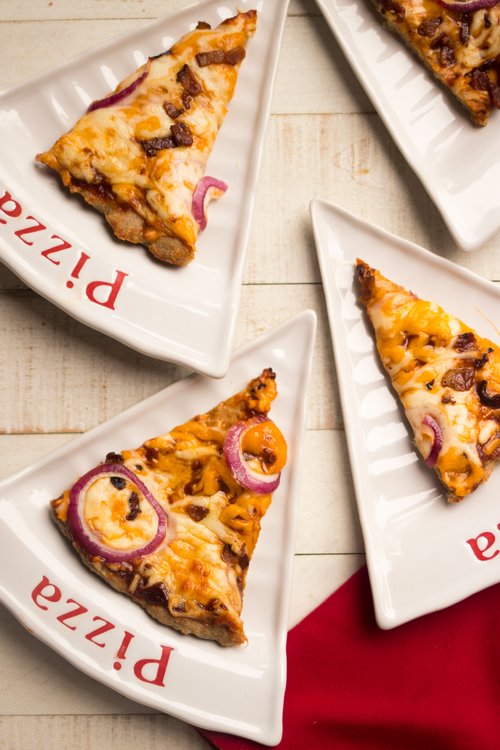 BBQ meatza med kyckling och bacon