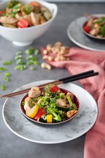 Wok med kyckling och cashewnötter