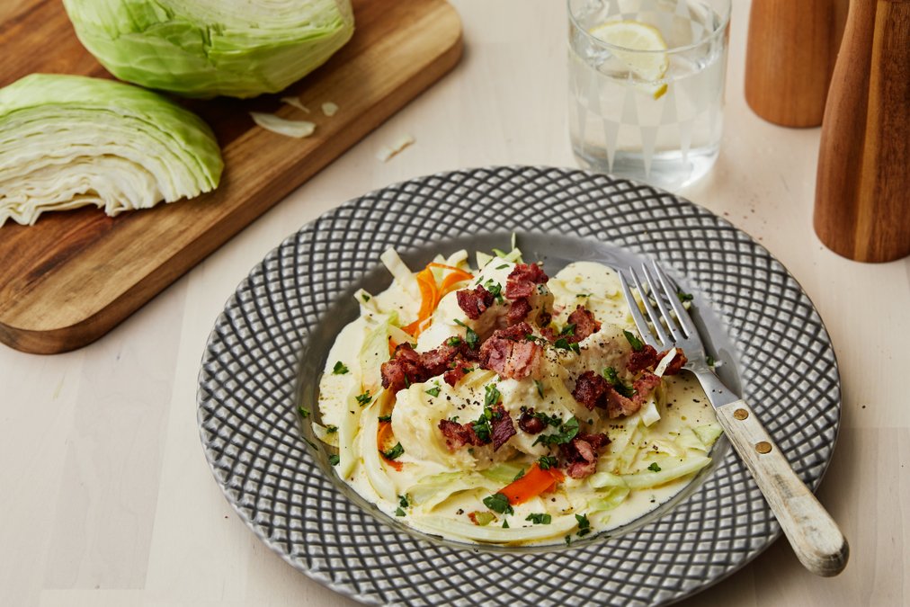 Gräddkokt torsk med dijon och knaperstekt bacon
