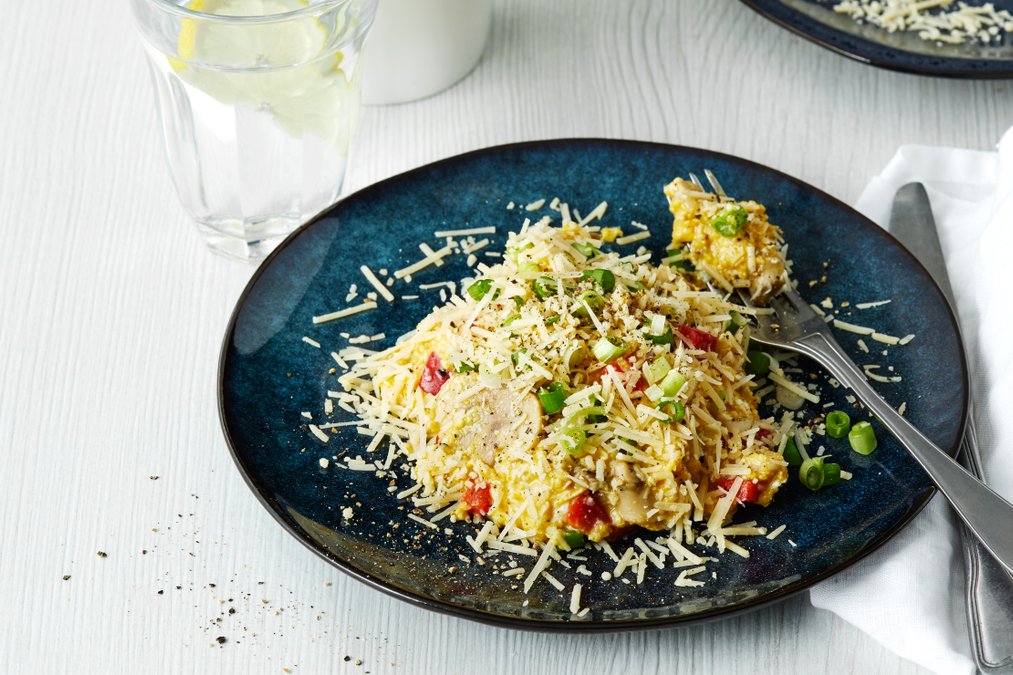 Äggröra med parmesan och grönsaker