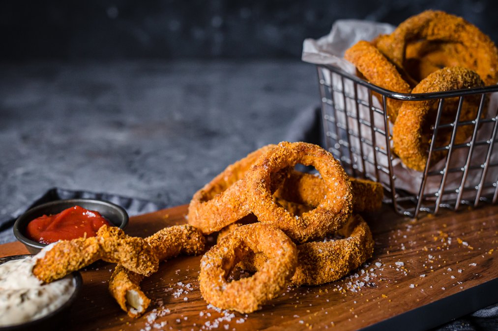 Frasiga glutenfria lökringar
