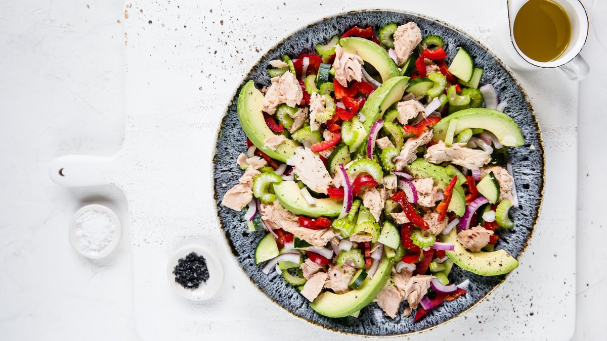 Tonfisksallad med avokado