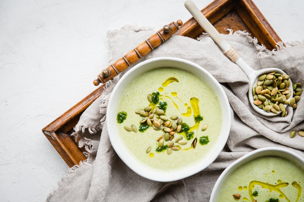 Krämig kycklingsoppa med grönkål och blomkål