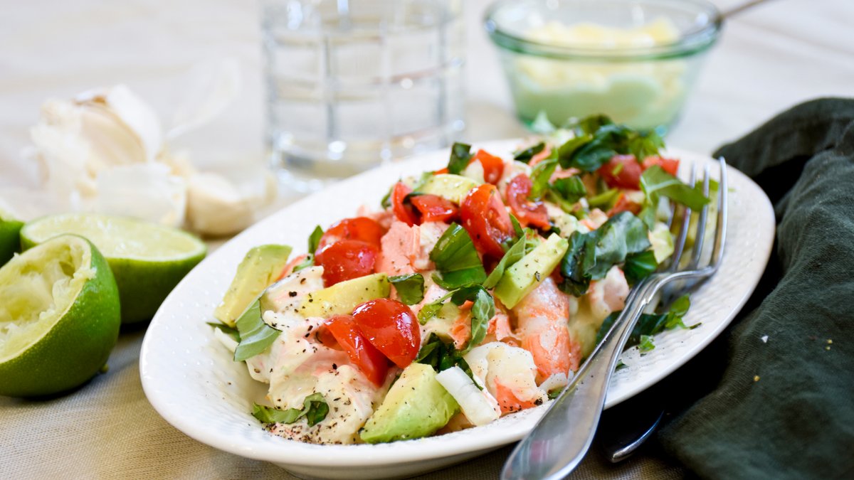 Skaldjurssallad med avokado