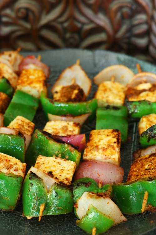 Paneer tikka med tandoorikrydda