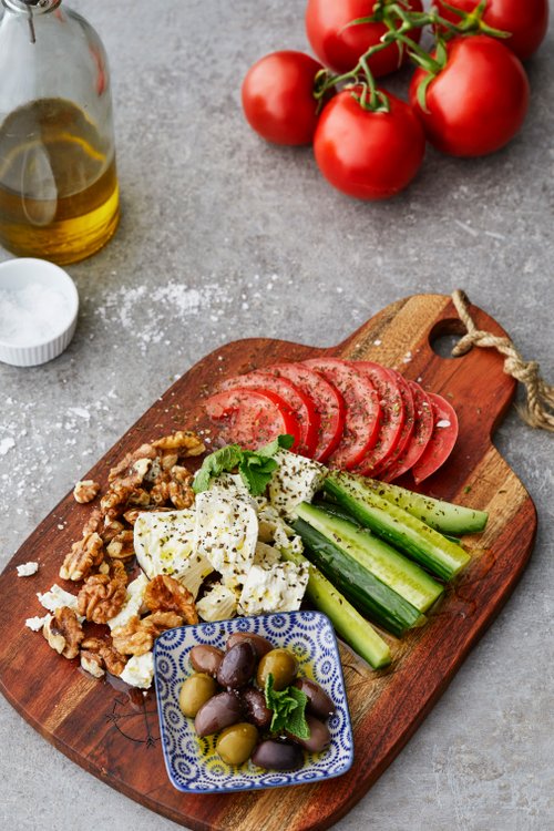 LCHF-frukosttallrik med smak av Medelhavet