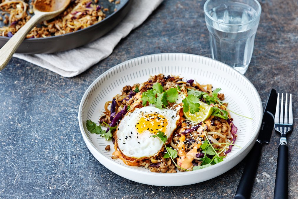 Vårrulle-wok med chilimajo