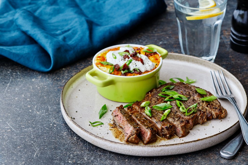 Entrecôte med lyxig blomkålsgratäng