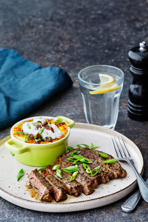 Entrecôte med lyxig blomkålsgratäng